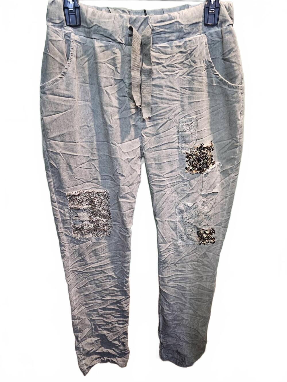 NEW MADE IN ITALY women's embroidered italian crinkle joggers in green